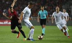 爱游戏app-卢森堡险胜立陶宛，困难赛局过关