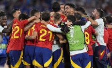 爱游戏app-赛场巅峰！顶级球队的较量之战的简单介绍