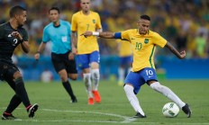 爱游戏app-足球运动员精彩表现引人瞩目