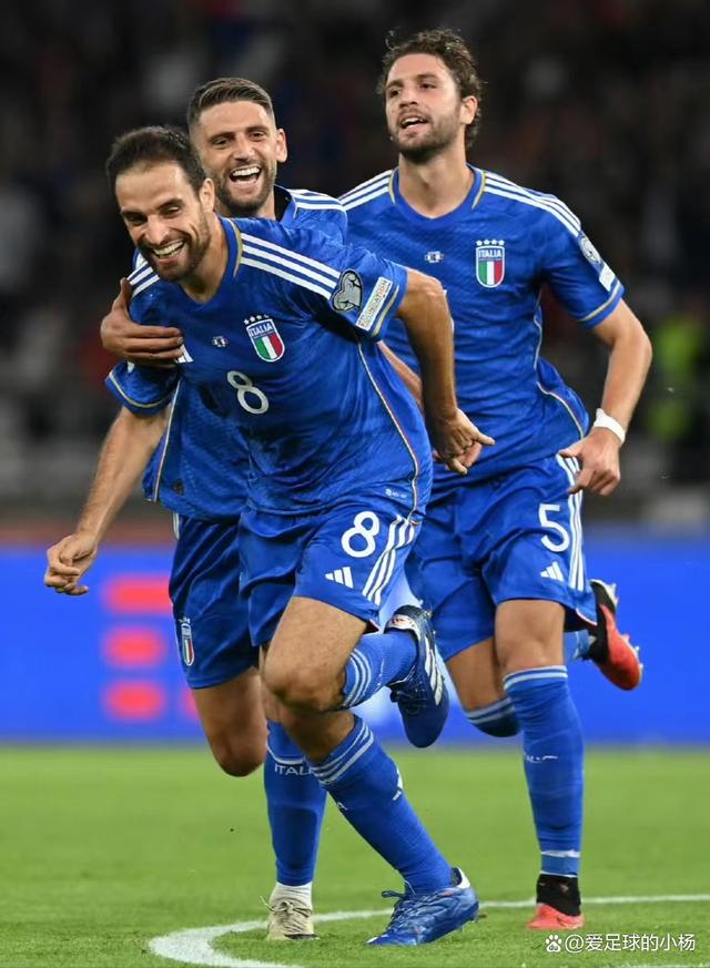包含意大利队巅峰表现，轻松晋级欧预赛的词条