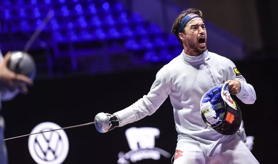 泰国击剑选手突破自我夺得银牌 泰国击剑选手突破自我夺得银牌