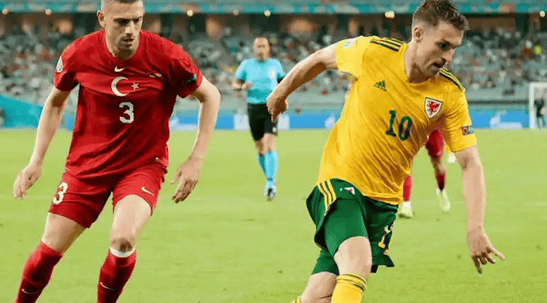 精彩摩擦:球员间的火花四溅的简单介绍 精彩摩擦:球员间的火花四溅的简单介绍