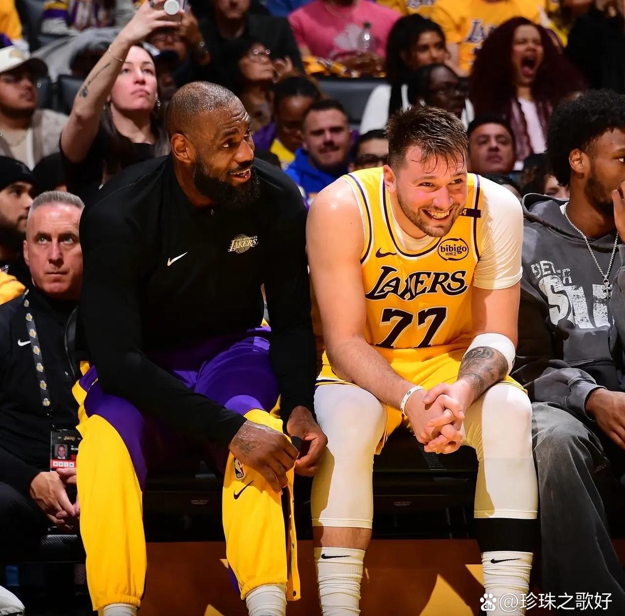 湖人全队状态回升,豪取五连胜 湖人全队状态回升,豪取五连胜