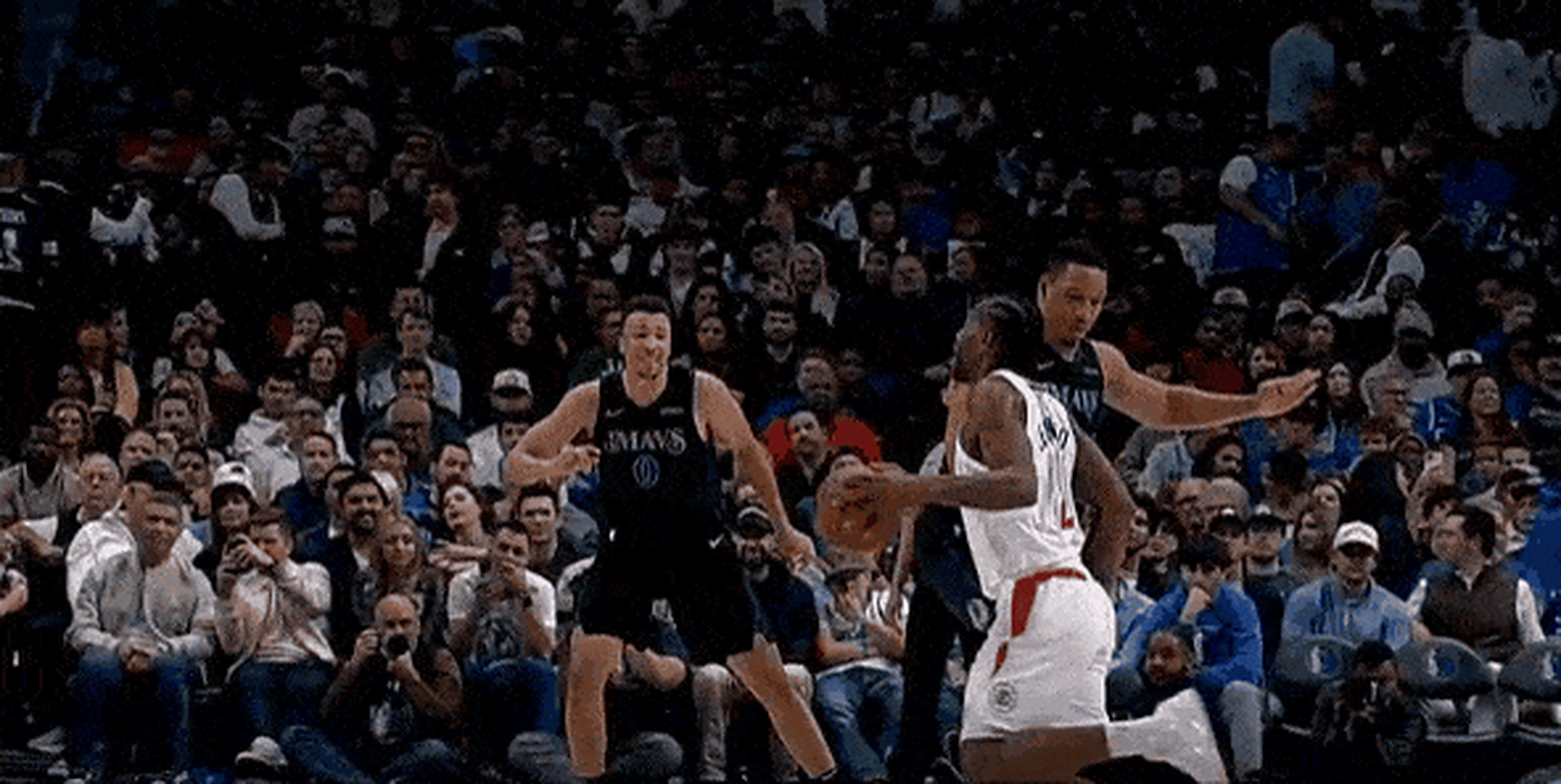 快船险胜独行侠，实力暴露不足