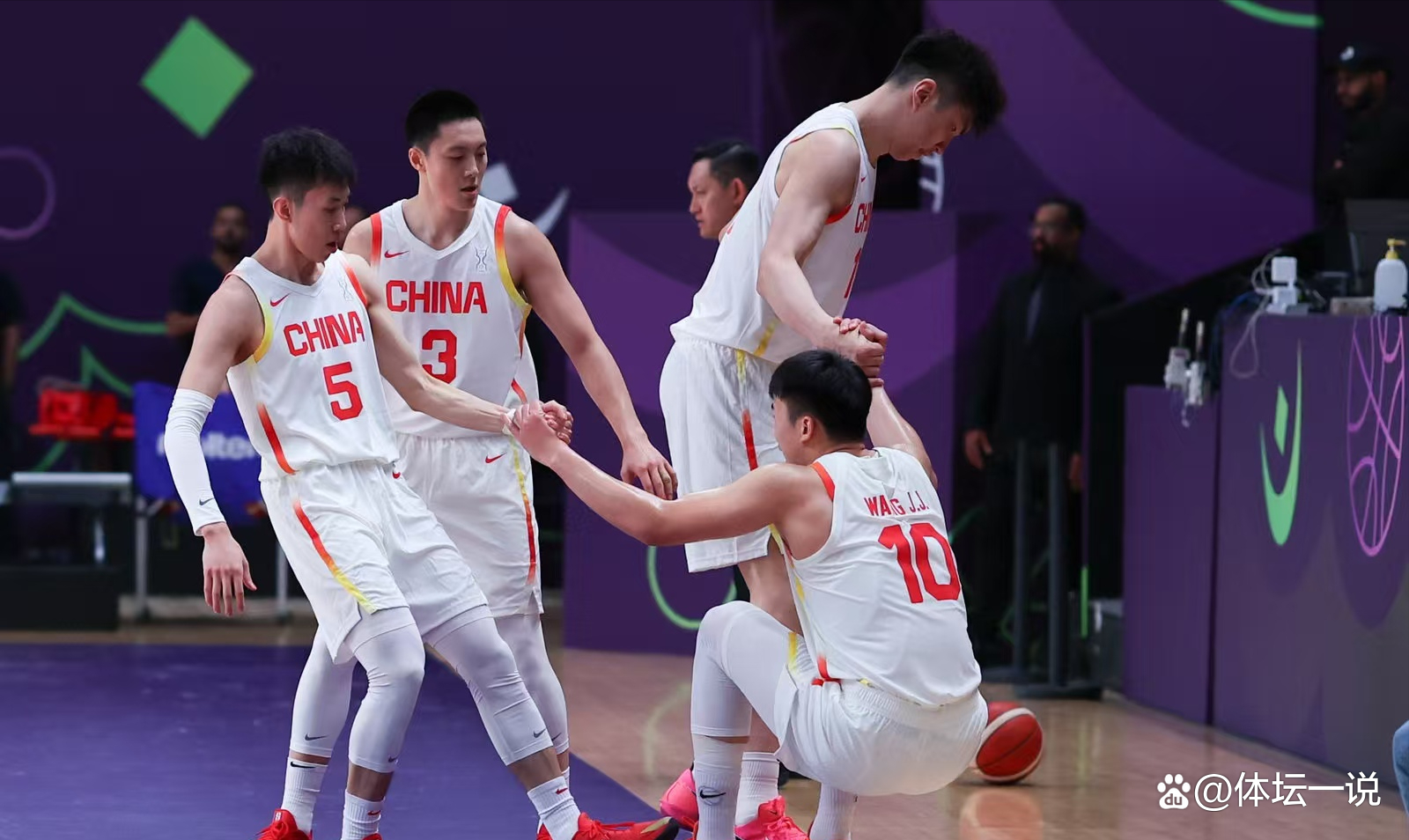 云南男篮在激战中获胜，吞并强敌