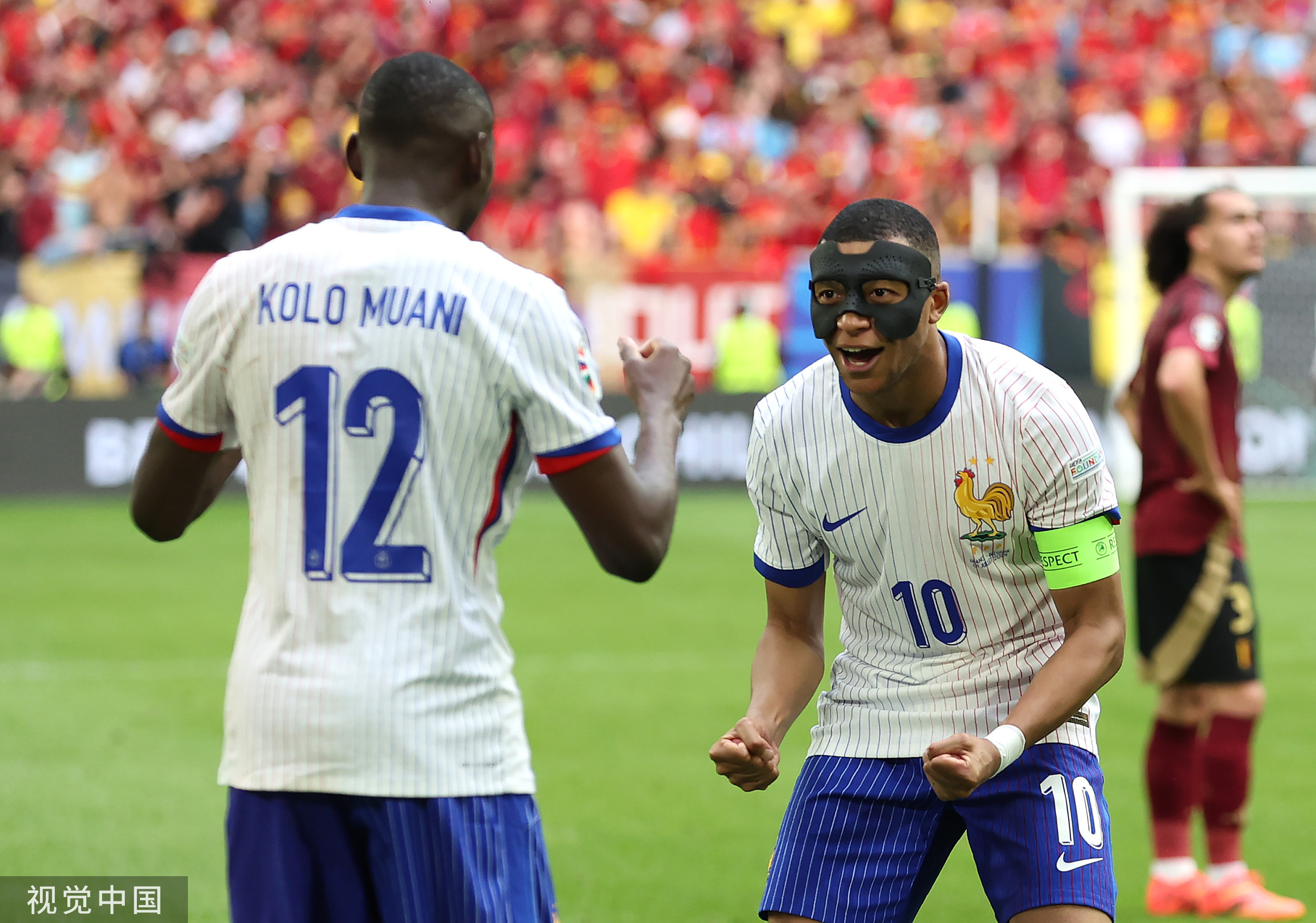 包含欧预赛比赛比利时轻松取胜，实力无可匹敌！的词条