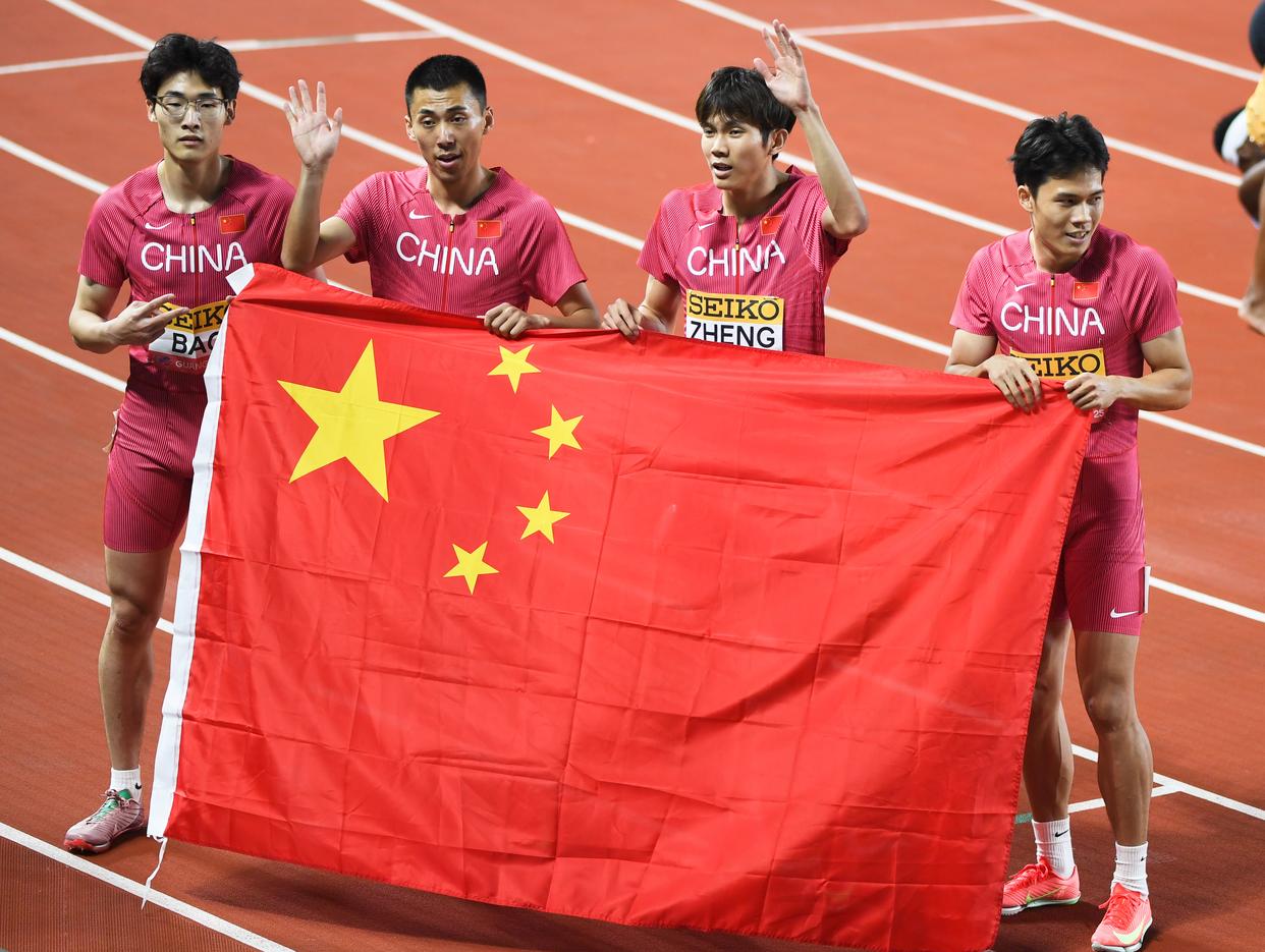 中国运动代表团多项目斩获冠军，展现国力