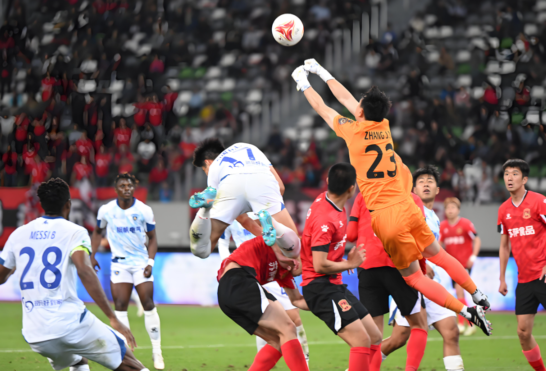 外援内线连绝杀，球队连胜迎来高光时刻的简单介绍