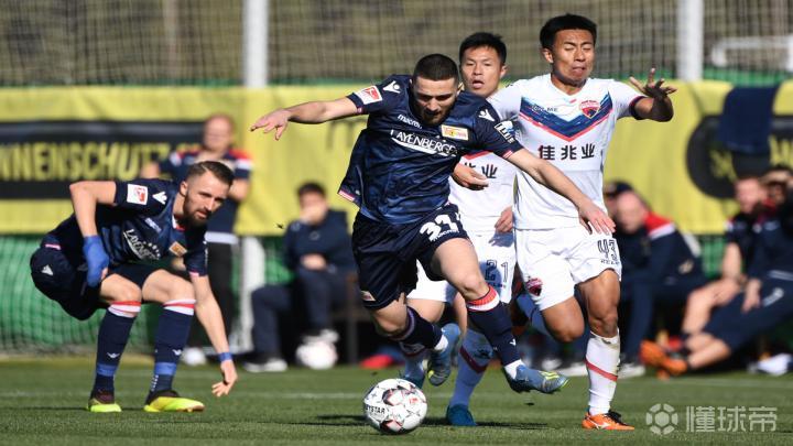 柏林联队加强防守训练，为接下来的比赛做准备的简单介绍
